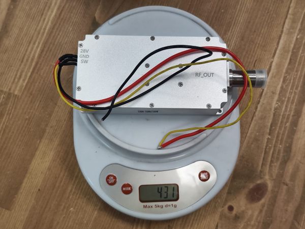 Генератор помех 100Вт 2700-2900Мгц для РЭБ и подавителей дронов