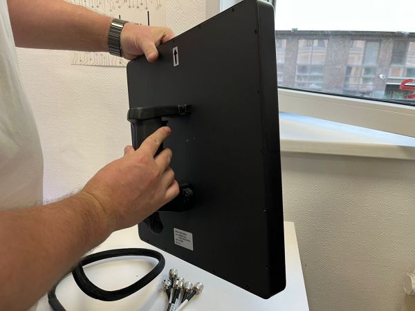 8-канальный подавитель дронов Сумрак ГП-400-V2 8-400W (0.4/0.7/0.9/1.2/1.5/2.4/5.2/5.8ГГц) рюкзак-антидрон