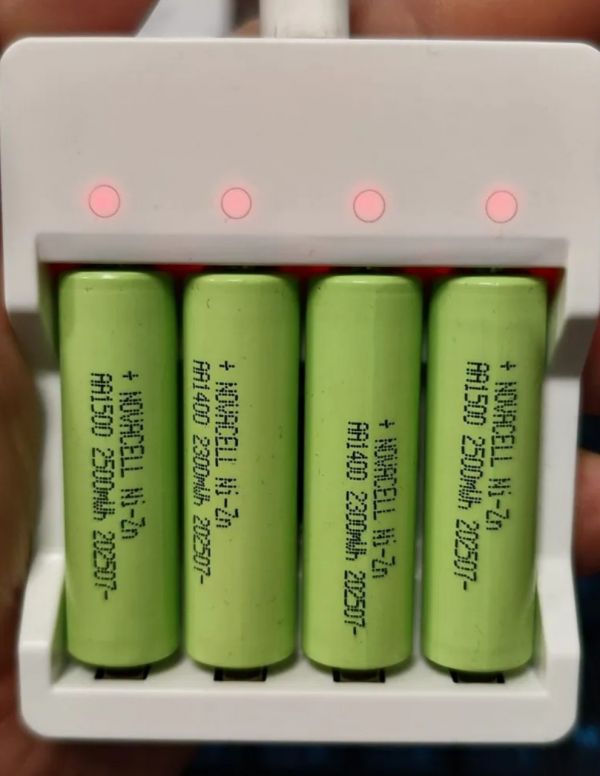 Зарядное устройство для никель цинковых аккумуляторов + 4шт Ni-Zn